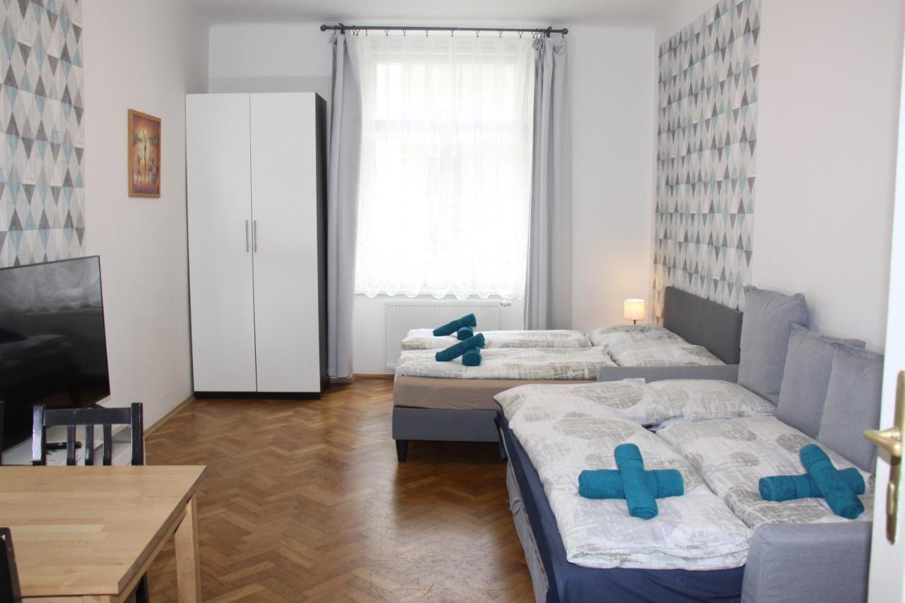 Central Prague Wenceslas Square Apartments Buitenkant foto
