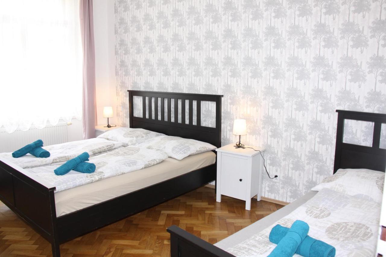 Central Prague Wenceslas Square Apartments Buitenkant foto
