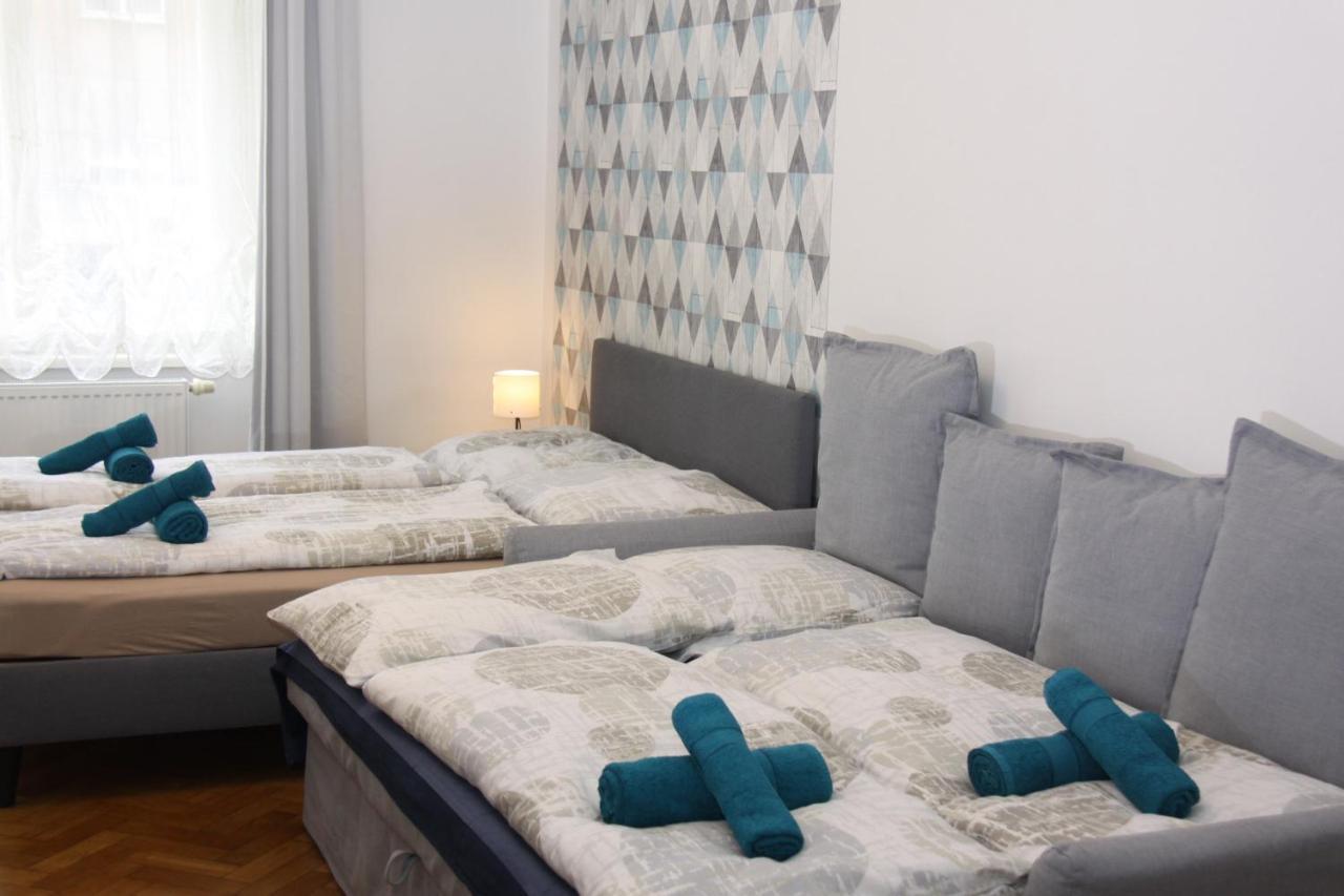 Central Prague Wenceslas Square Apartments Buitenkant foto