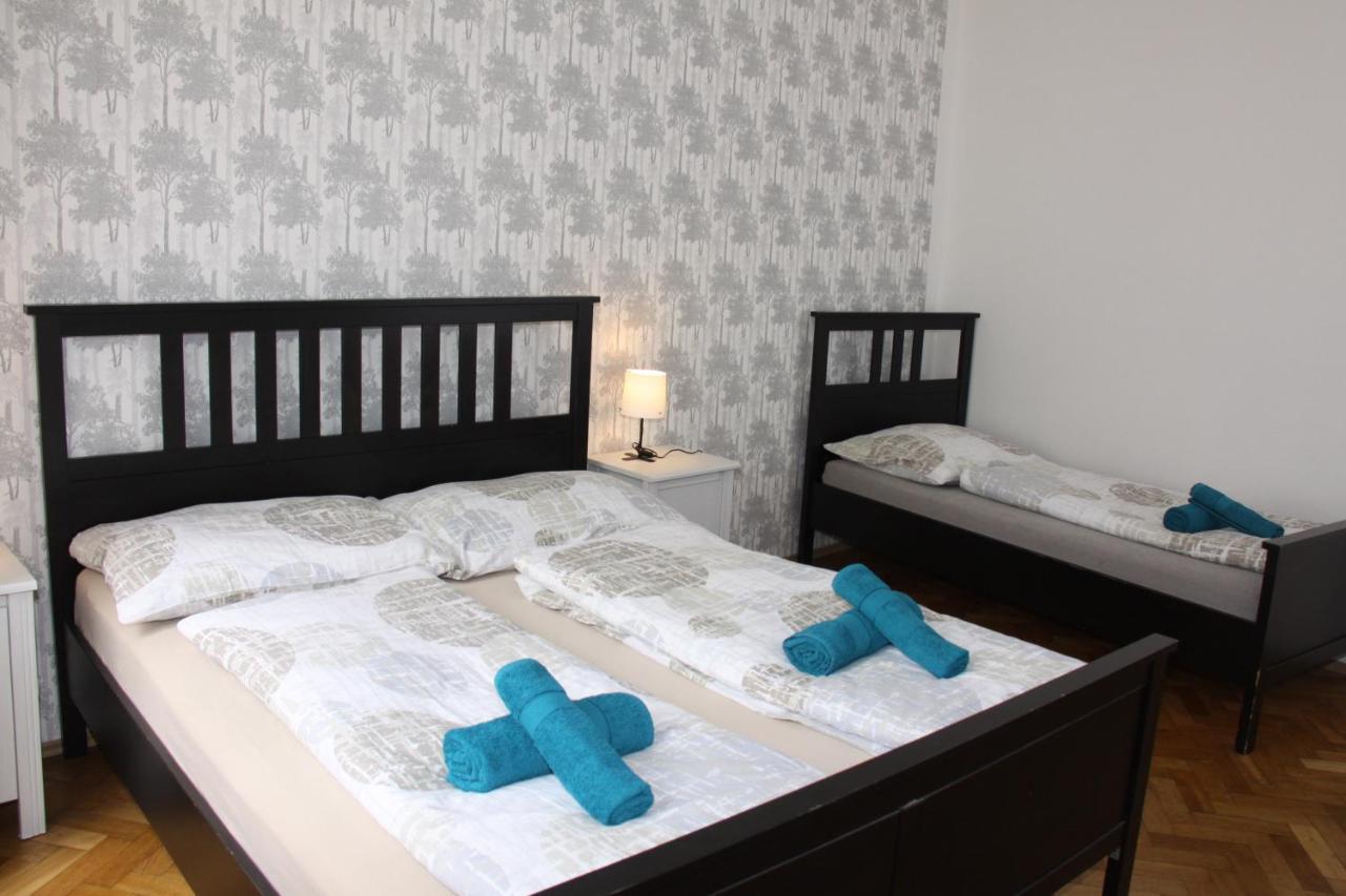 Central Prague Wenceslas Square Apartments Buitenkant foto